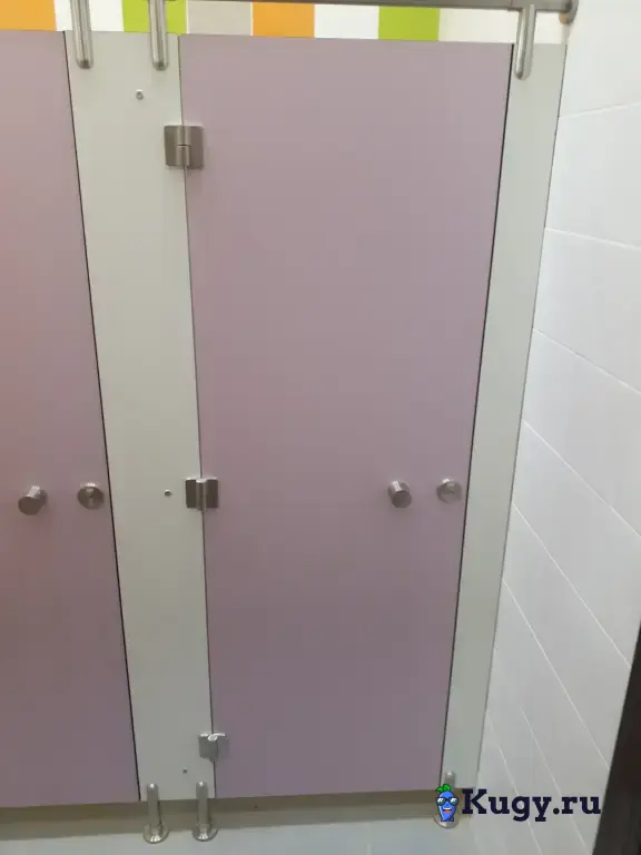 Обустройство санузлов и туалетных перегородок "под ключ": Нержавеющая сталь с HPL пластиком или ЛДСП для идеального результата